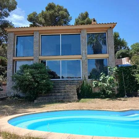 Σπίτι διακοπών Private Pool And Garden