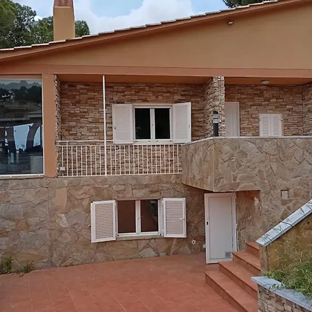 Private Pool And Garden
