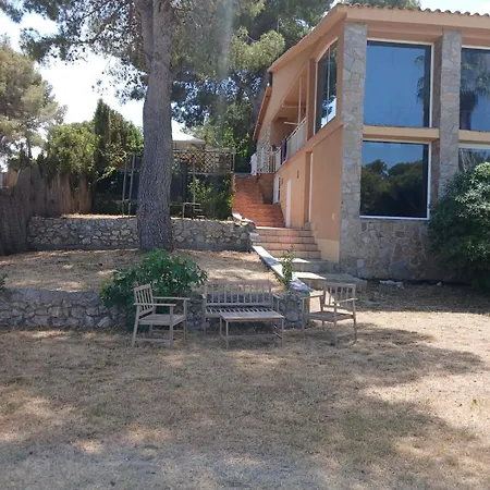 Private Pool And Garden Dom wakacyjny Cunit