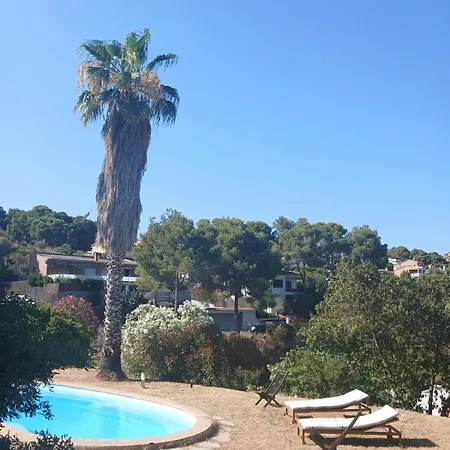 Dom wakacyjny Private Pool And Garden